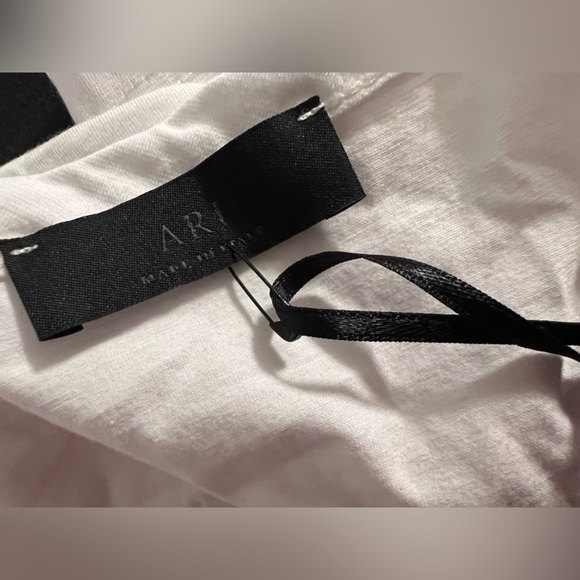 NEW w Tags ARI Soho Graphic Print Crew Neck T-Shirt size XXXL fits like XL Italy - Picture 5 of 8